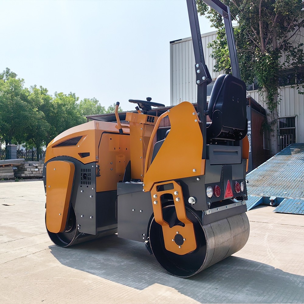 國內(nèi)的小型壓路機(jī)比國外的貴，價(jià)格到底差在哪里？